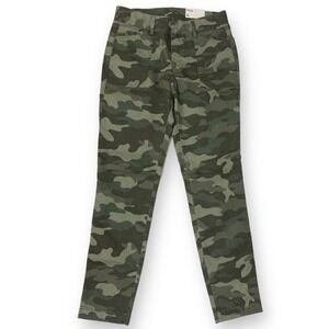 Old Navy Camo Pixie Pants Skinny Leg Green Size 0 New